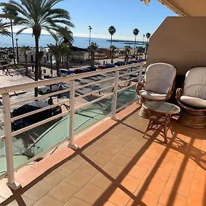 https://los-boliches-pie-de-playa.es-andalucia.com